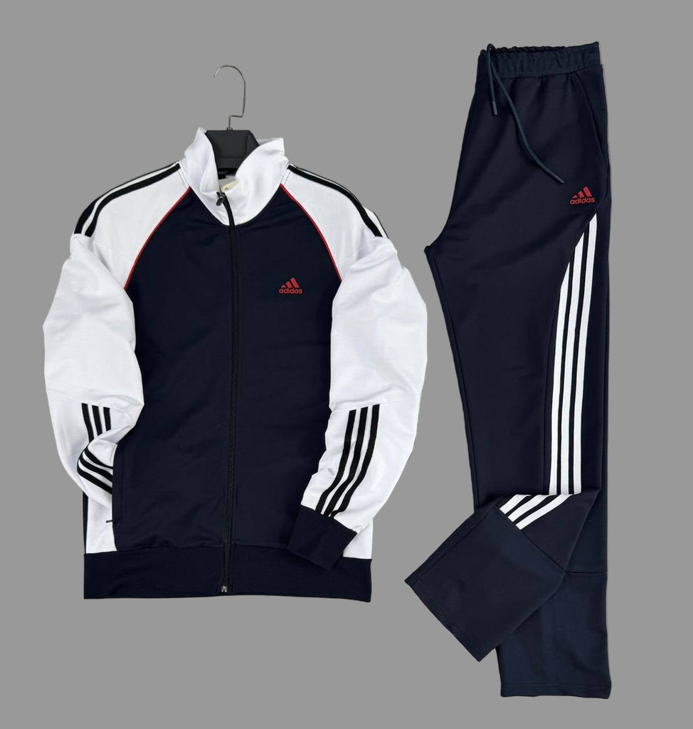Muži športový kombinezon Adidas, biel a tmavo moder, z červeným logom