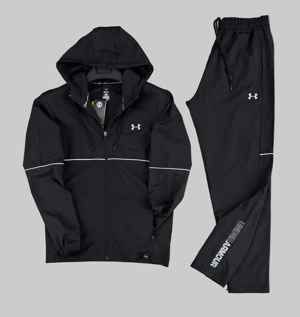 pánska tepláková súprava Under Armour, čierna – vodoodpudivý materiál