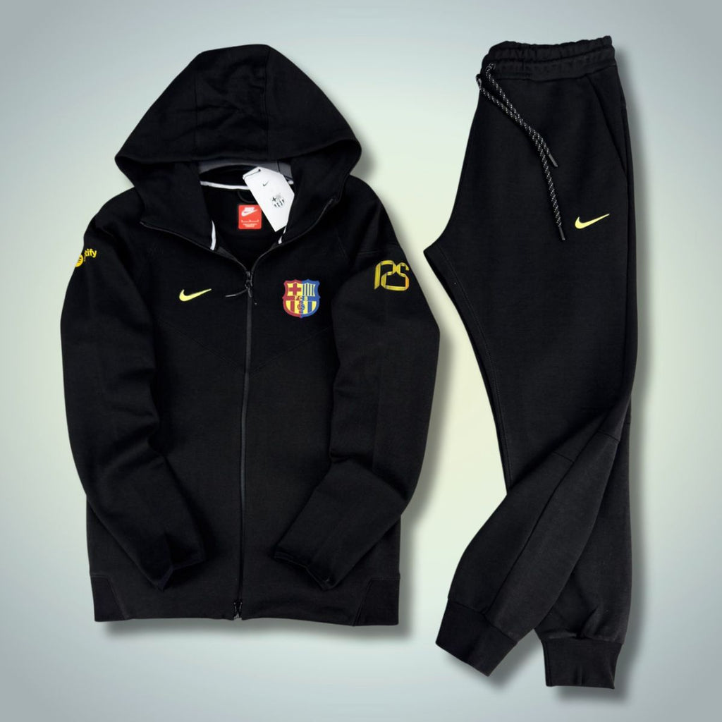 Muži športový súprava Nike Barcelona Tech Fleece, čierne farby. Prémiová kvalita