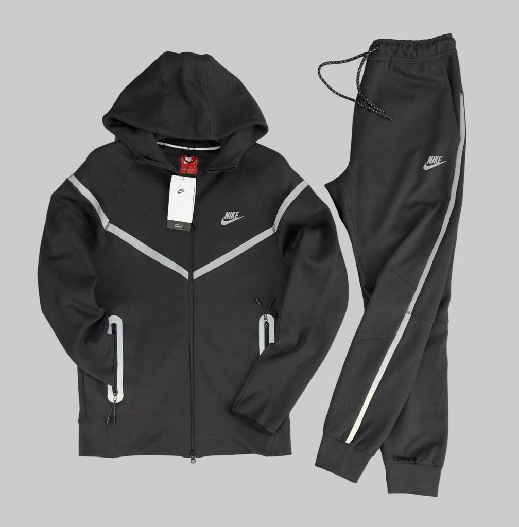 Nike Liverpool Tech Fleece pánska tepláková súprava, grafit. Prémiová kvalita
