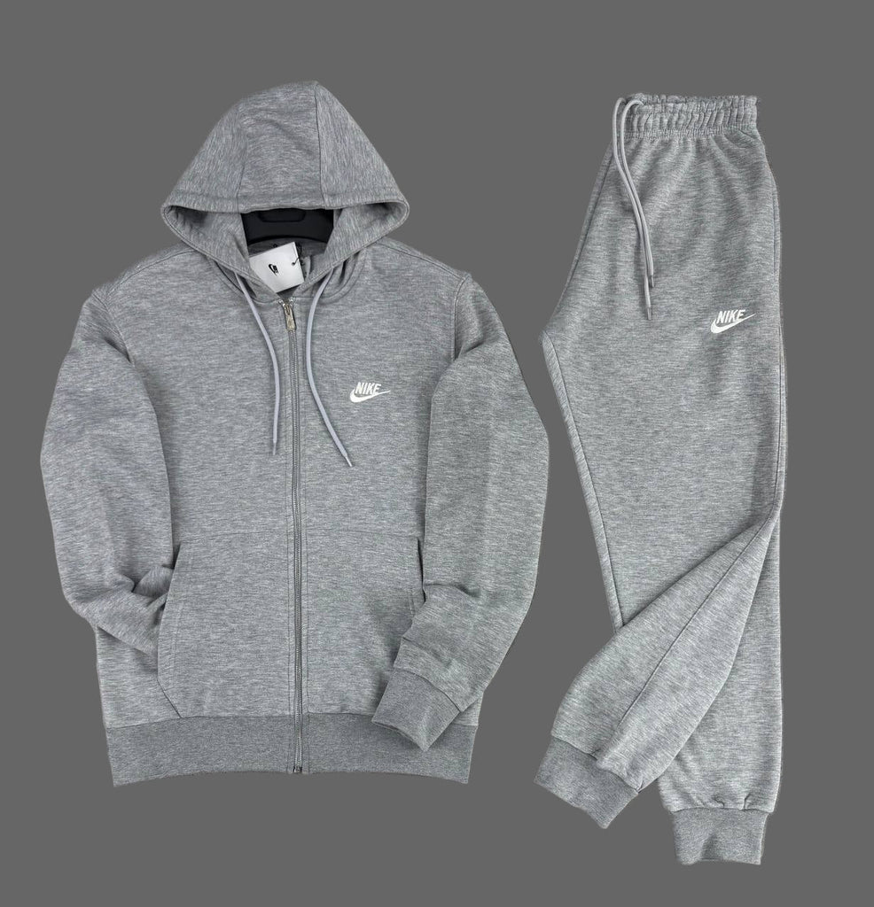 pánska tepláková súprava Nike, klasická sivá, s bielym logom