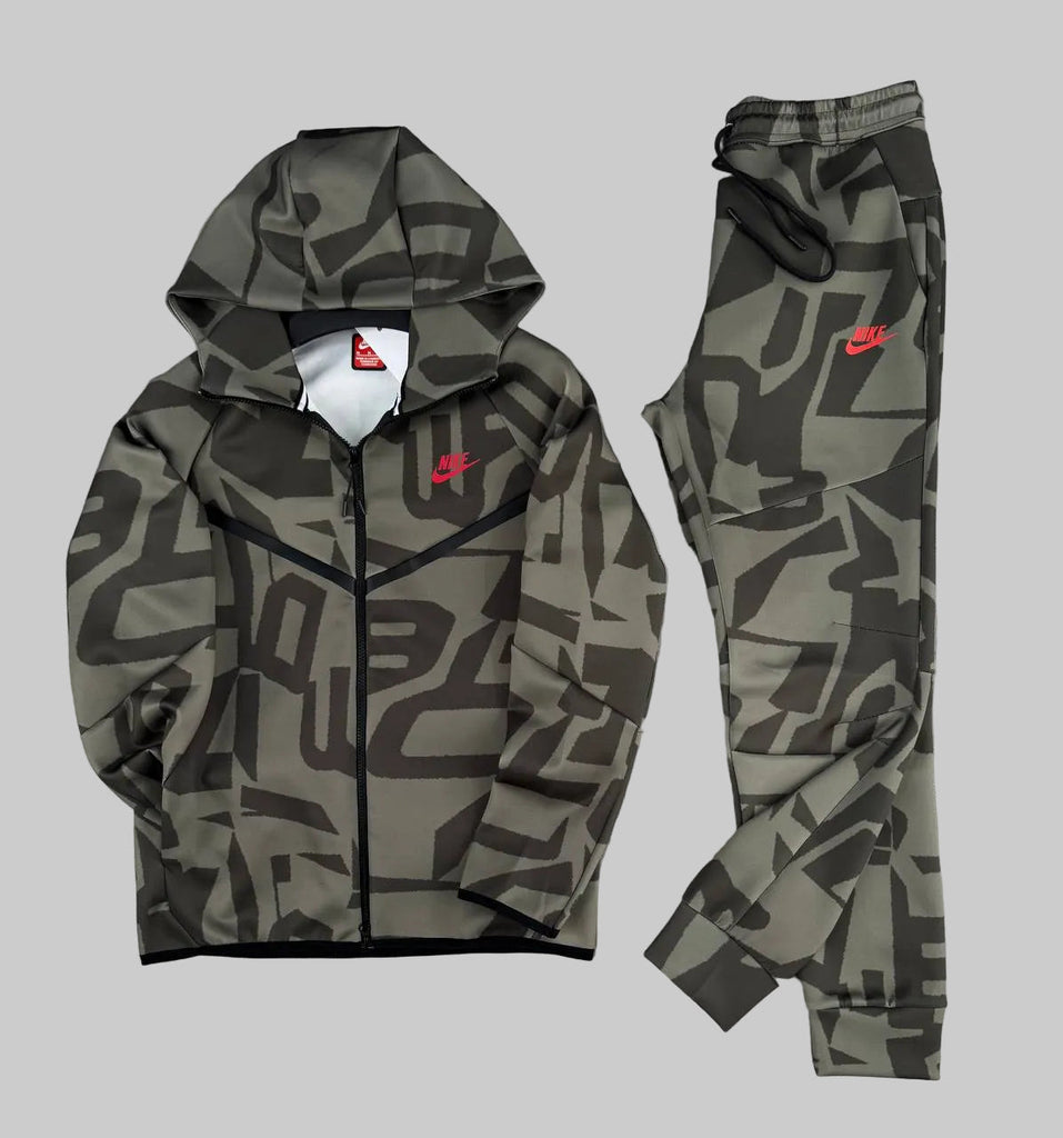 pánska tepláková súprava Nike Tech Fleece, olivovo zelená s hnedými vzormi