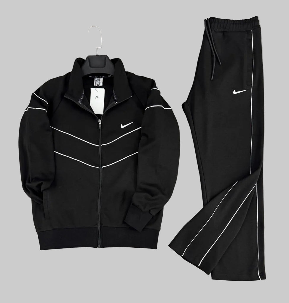 pánska tepláková súprava Nike, čierna s dvoma bielymi pruhmi