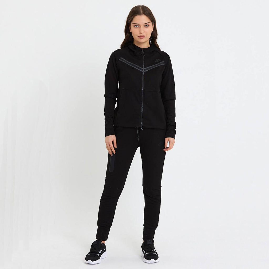 Nike Tech Fleece dámska tepláková súprava, čierna. Vynikajúca kvalita