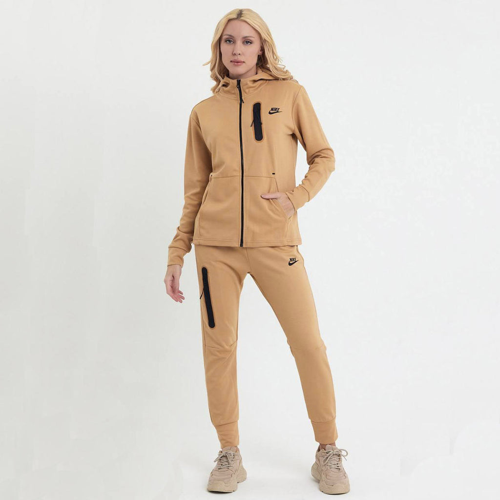 Nike Tech Fleece dámska tepláková súprava, tmavobéžová. Vynikajúca kvalita