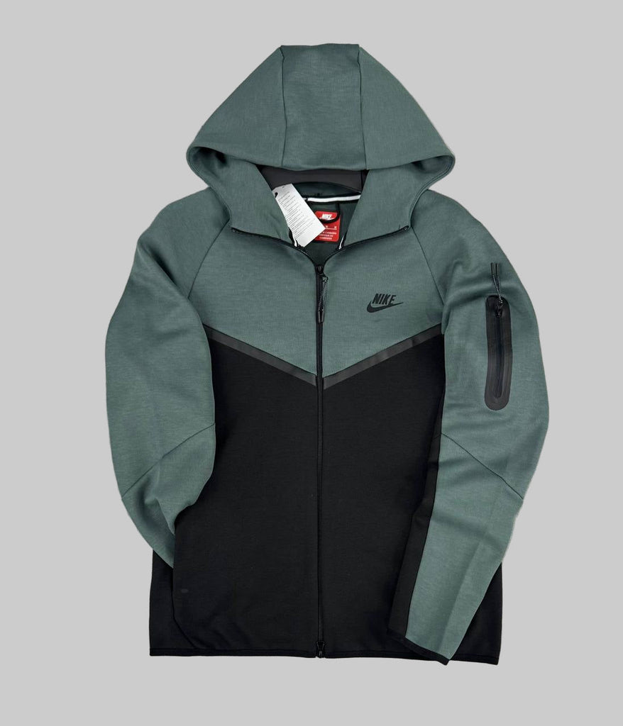 Muži Nike Tech Fleece hoodie so zipsom, petrolejovozelená a čierna