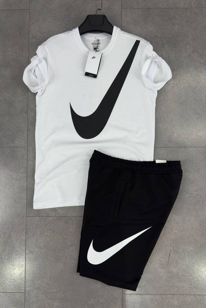 Pánska súprava Nike, biele tričko a krátke čierne nohavice. Prémiová kvalita.