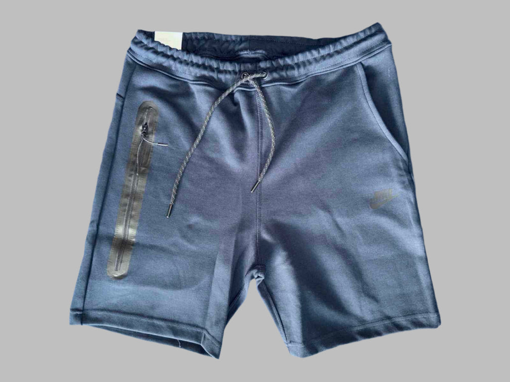 pánske športové krátke nohavice Nike Tech Fleece, tmavomodré farby.