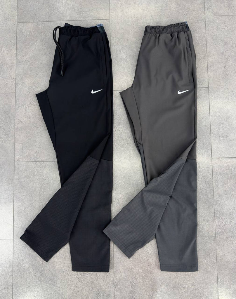 pánske športové nohavice Nike, čierne.
