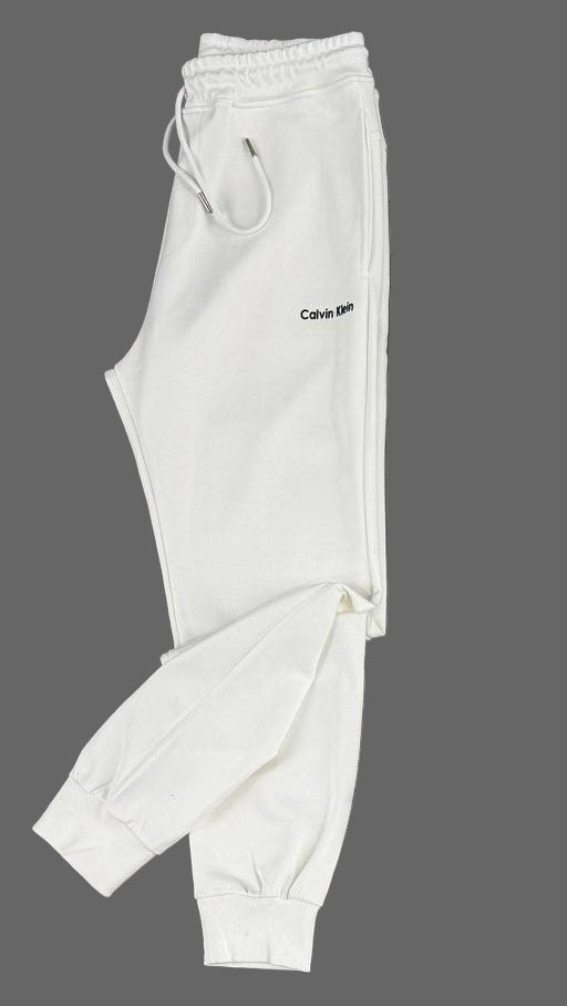 pánske teplákové súpravy Calvin Klein, ekrü farby.