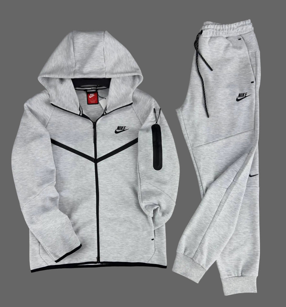 pánska tepláková súprava Nike Tech Fleece, svetlo klasická sivá. Model 2024. Prémiová kvalita.