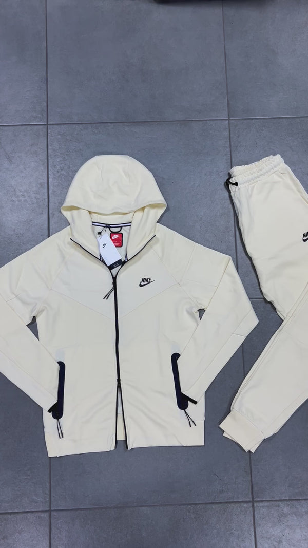 Nike Tech Fleece pánska tepláková súprava, slonovinová. Model 2023. Vynikajúca kvalita