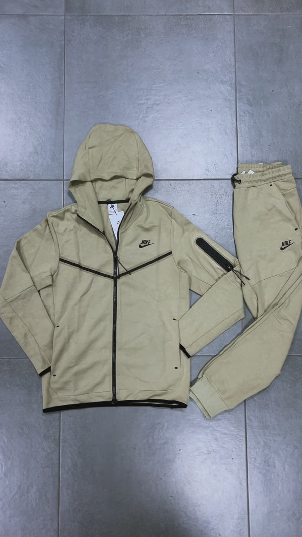 Nike Tech Fleece pánska tepláková súprava, olivovo zelená. Vynikajúca kvalita